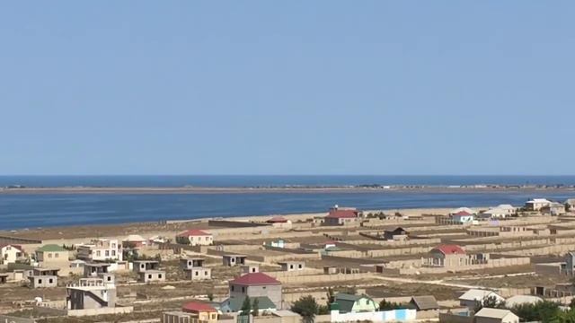 Настоящий инжир. Обед на скале смотреть онлайн