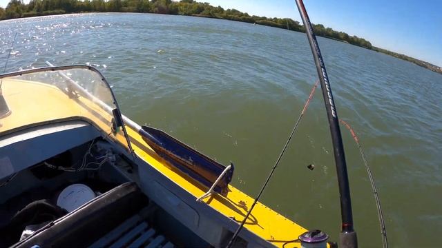 Рыбалка на Фидер с Лодки в Сентябре река Дон смотреть онлайн