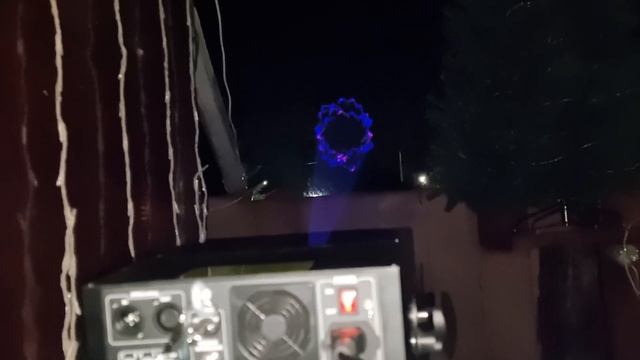 Испытываю свой лазер) Рисую на 5 ти этажном доме) смотреть онлайн