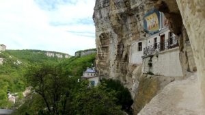 Свято Успенский пещерный монастырь в Бахчисарае  Монастыри Крыма  Достопримечательности Бахчисарая