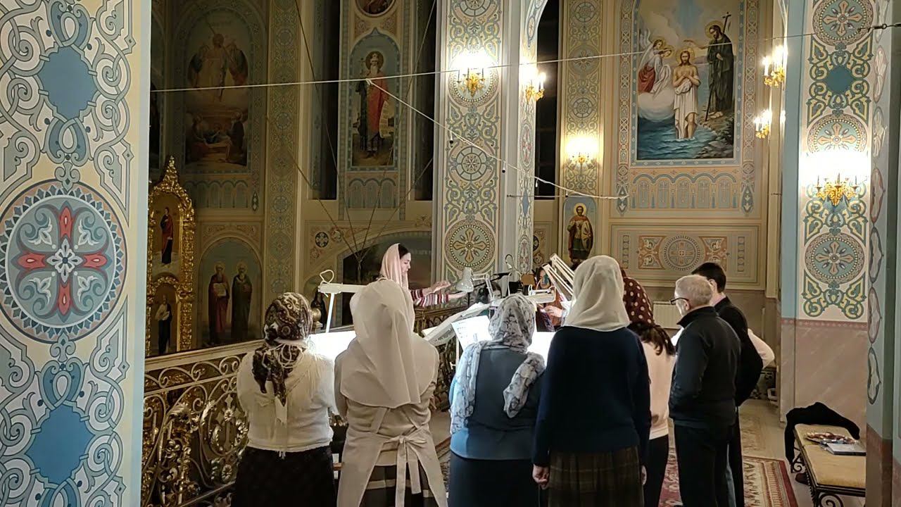 Стихиры "на хвалитех": воскресные гл. 5-й, Триоди и Богоро́дицы гл. 8-й. Регент Екатерина Артюхова. смотреть онлайн