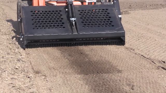 Stone Dawg™ landscape rake for skid steer overview смотреть онлайн
