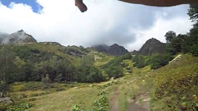 идём на озеро Мзы