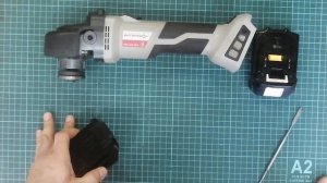 Адаптер (переходник) для использования батарей Makita 18в LXT в инструменте Интерскол АПИ 18в.