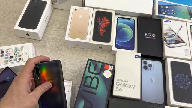 Search for Samsung Call Among Boxes with Phone Phones, Alarm Clocks and a Timer смотреть онлайн