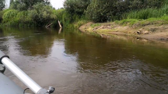 Гребём веслами на Вуоксе-270 по реке Сороть в начале июля щука окунь жрут! 2018 смотреть онлайн