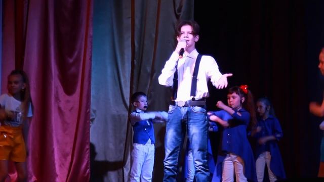 Зыков Данил и Студия " Курносики" - Шляпа смотреть онлайн