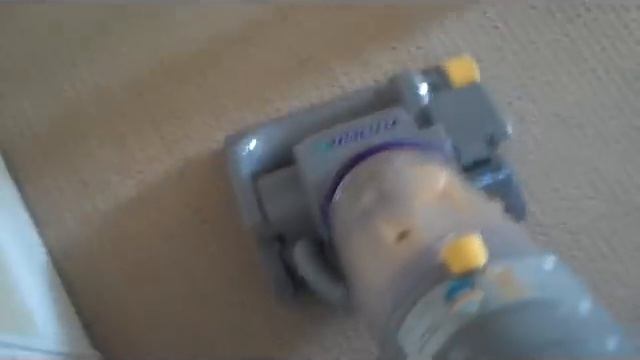 Dyson DC04 absolute+ upright vaccum cleaner cleaning landing смотреть онлайн