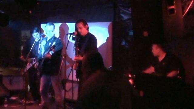 Василий Шумов и ЦЕНТР. Мальчик в теннисных туфлях. смотреть онлайн