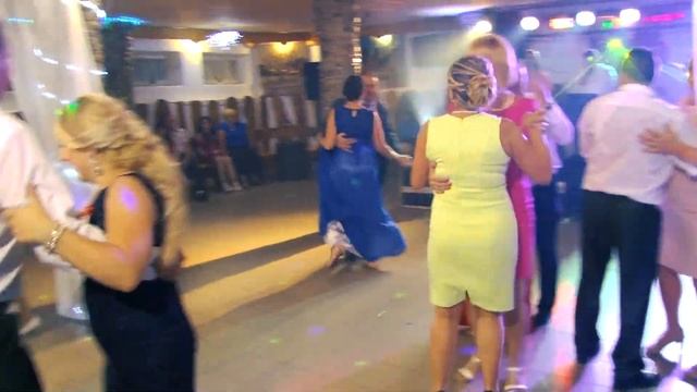 А я в чужім саду. Танці на українському весіллі. Полька смотреть онлайн