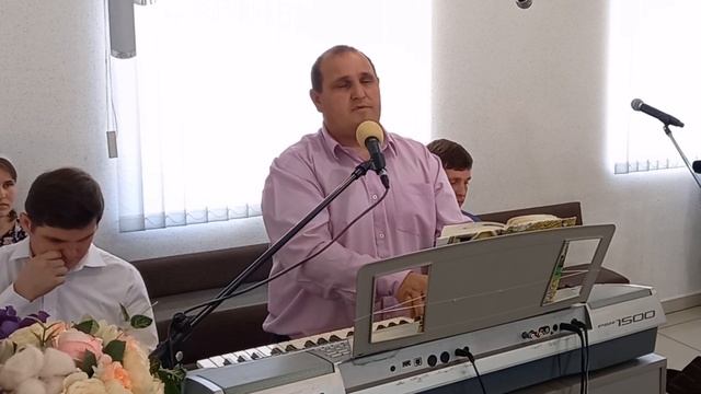 Город мой на вершине горы стоит/Илья Савченко/г.Горячий Ключ ОЦХВЕ/Христианские песни. смотреть онлайн