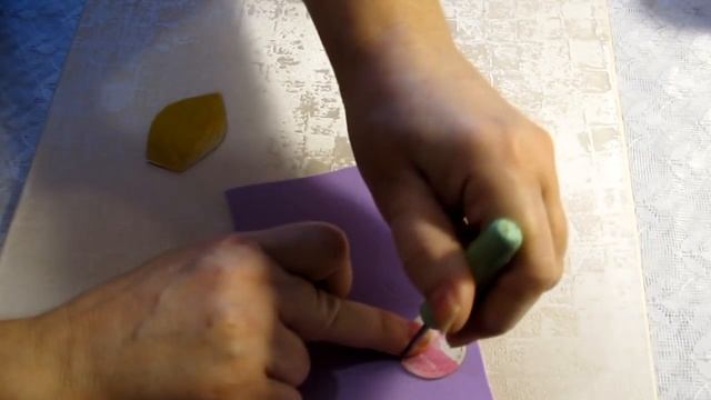 Мастер-Класс. Делаем цветы из фоамирана простым способом. Как работать с фоамираном. смотреть онлайн