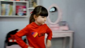 Рыжая УКРАЛА ПЛАТЬЕ у Марии ! Рыжая деревеньщина ВООБЩЕ АБНАГЛЕЛА !