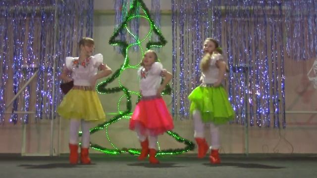 "ЭКОЛЬ" - ТРИ ПОДРУЖКИ ))) смотреть онлайн