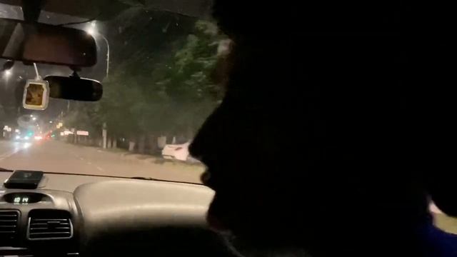 Забрасываю мяч в кольцо , Денис сделал dunk, поездка на панораму , Дима оценил компот . смотреть онлайн