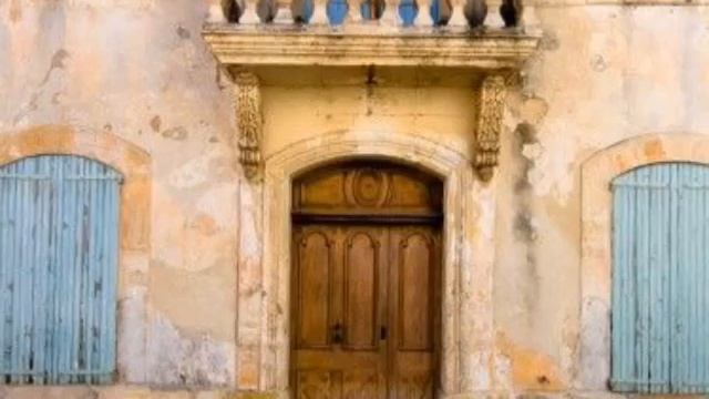 French Country Cottage Style