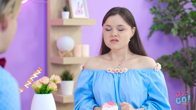 MY EX-BOYFRIEND IS CRAZY! | Boyfriend VS Girlfriend Struggles And Funny Situations by 123 GO! SERIE смотреть онлайн