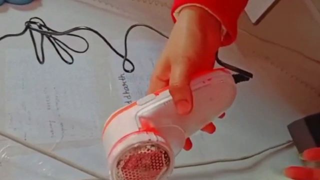 How to Use Lint Remover | Lint remover for clothes| Nova Lint Remover | смотреть онлайн