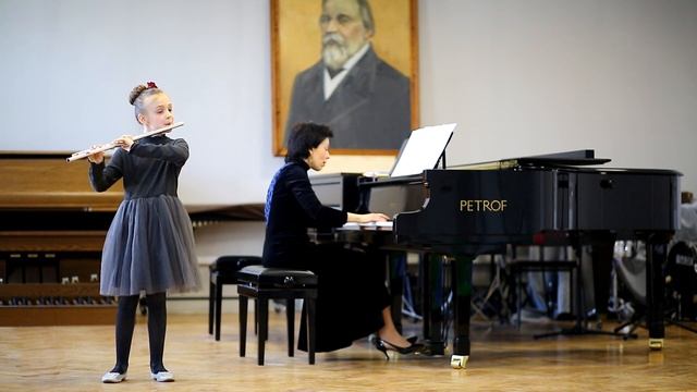 В. Попп "Испанская серенада" Исп. Мария Щепетильникова 9 лет (флейта), Ольга Бер (фортепиано) смотреть онлайн