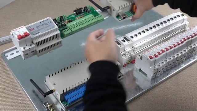 Most powerful smart distribution box home automation DIY project 2021！ смотреть онлайн