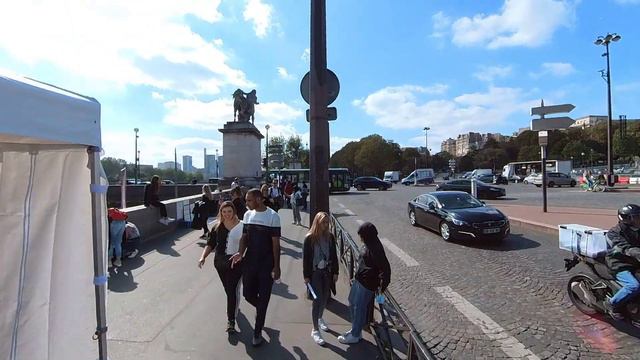 Paris Walk 4k - From The Trocadero Down To The Eiffel Tower Entrance Silent Tour VRtravelX VR 360