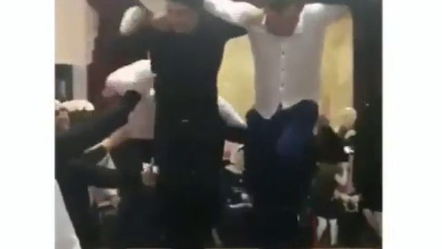 Как песня называется смотреть онлайн