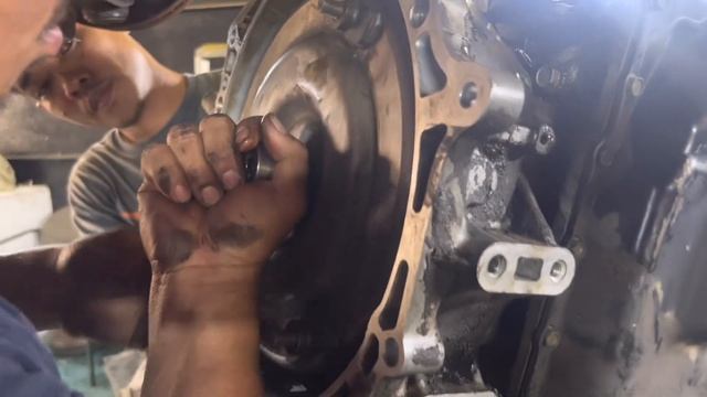 Mazda MPV 2005#5 Speed Transmission,We Repair the Problem does not shifting and stock the 3rd Gear смотреть онлайн