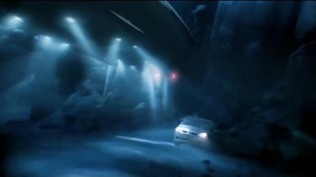 Underwater Car Commercial Mitsubishi Colt Submarine Driving | UK TV ADVERT 2000's смотреть онлайн