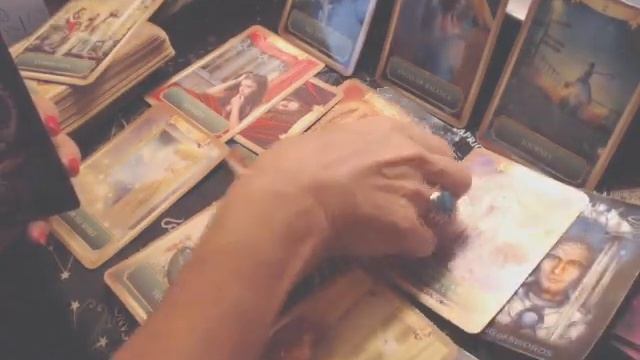DAILY Reading (( 01-05-23 )) - TIME TO OVERCOME THE FEAR OF DECEPTION; BETTER THINGS AWAIT! смотреть онлайн