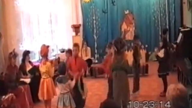 Танец с Лисой..mp4 смотреть онлайн
