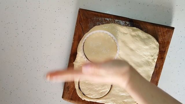 ВКУСНЫЕ КРАСОЧНЫЕ ДОНАТЫ НА DONUT AT HOME. смотреть онлайн