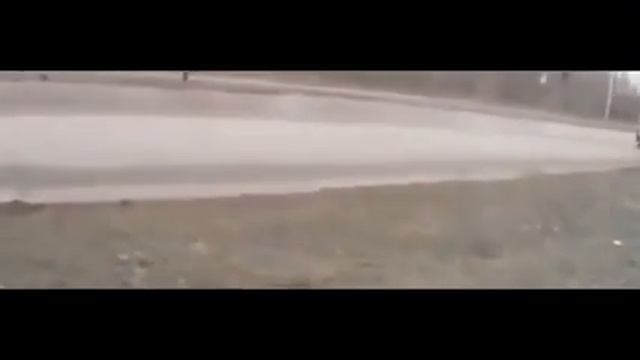 Женщина не могла найти педал тормоза смотреть онлайн