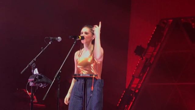 Francesca Michielin "Vulcano" 2640 Tour 24/3/2018 Brescia смотреть онлайн