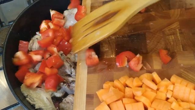 КАК ПРИГОТОВИТЬ ЧАХОХБИЛИ ПО ГРУЗИНСКИ! БУДЕТЕ ГОТОВИТЬ СНОВА И СНОВА! смотреть онлайн