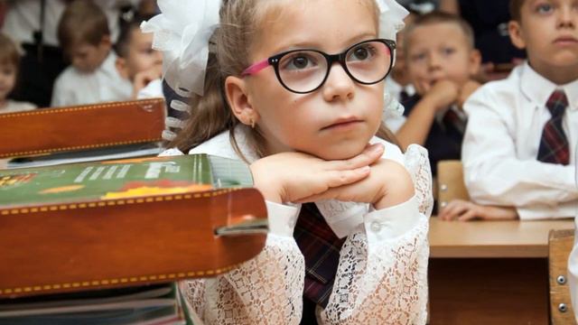 «В добрый путь, корабль знаний» - видеопрезентация ко Дню знаний смотреть онлайн