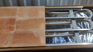 Бесклеевой монтаж гималайской соли с подсветкой на профиль