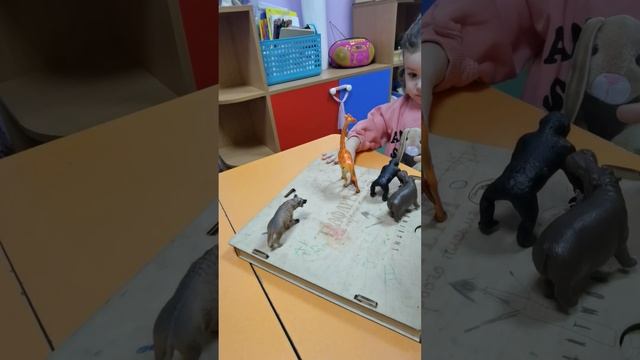 Дикие животные. Арина 2 года. Запуск речи. смотреть онлайн