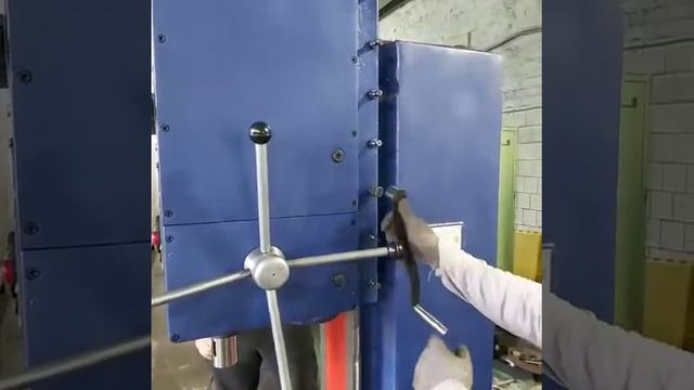 Вертикально-сверлильный станок 2Н135 после капитального ремонта смотреть онлайн