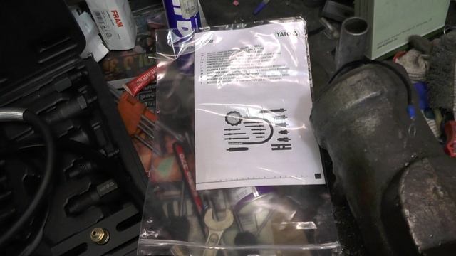 Mercedes Gelеndewagen W461_Замер_компрессии.avi