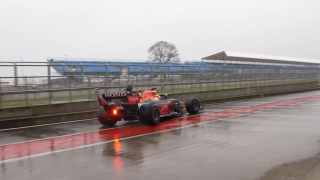 Sergio Perez's First Drive With Red Bull Racing смотреть онлайн