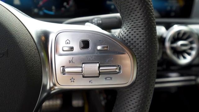 MERCEDES A KLASS ЭТО БЫЛ САМЫЙ ДОСТУПНЫЙ МЕРС! ЦЕНЫ ЛЕТЯТ ВВЕРХ, А КАЧЕСТВО ВНИЗ ОБЗОР A220 4MATI смотреть онлайн