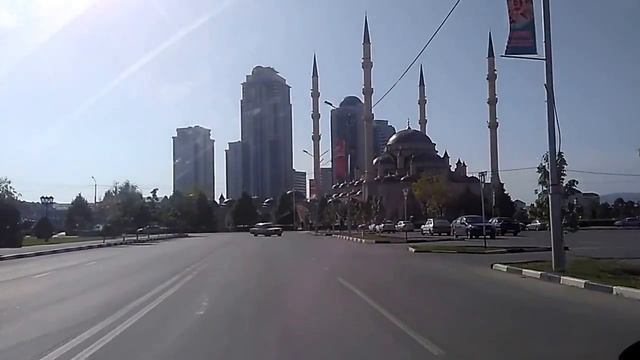 Грозный Сити и Мечеть "Сердце Чечни", май 2017 смотреть онлайн