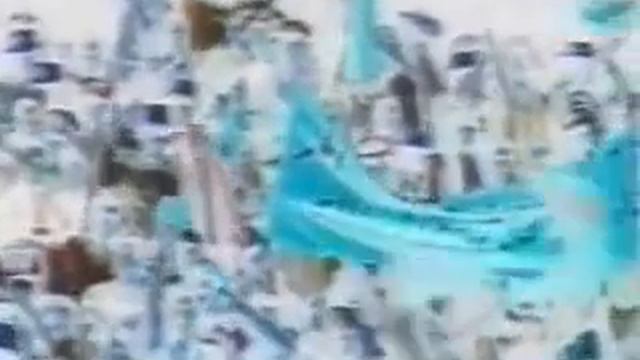 اتفرج على الاسطوره واجمل اغنيه للاسطوره يعني الاحترام والادب يعني محمود الخطيب ولا تنسى الاشتراك смотреть онлайн