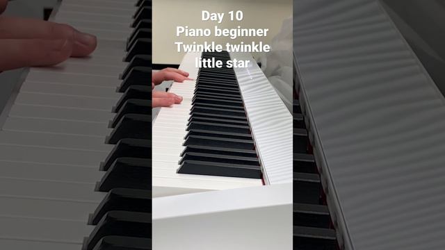 Day 10, piano beginner, learn piano from 33-years-old, twinkle twinkle little star /Casio PX-s1100 смотреть онлайн