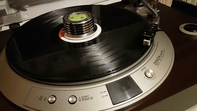 Denon DP-1200 смотреть онлайн