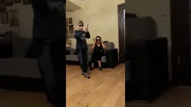 Саксофон в фнаф смотреть онлайн