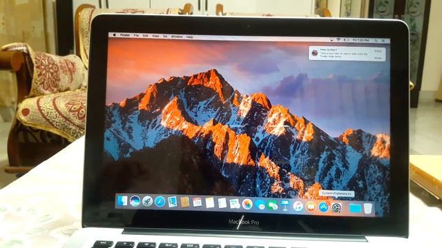 APPLE MACBOOK PRO | UNBOXING AND HANDS ON | REDEFINED TECH | (HINDI) смотреть онлайн