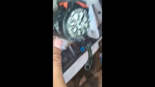 Cómo reparar depósito del líquido limpiaparabrisas (bomba) grand i10 Hyundai смотреть онлайн