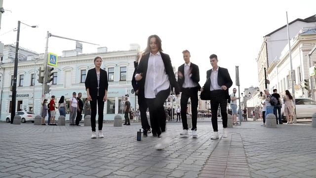 PAPA AMERICANO SHUFFLE DANCE ? ТИК ТОКЕРЫ УСТРОИЛИ ТАНЦЫ В ПАРКЕ ! смотреть онлайн