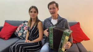 ЭТО ОН, ЭТО МИЛЕНЬКИЙ МОЙ || НЕЖНОСТЬ ЗАШКАЛИВАЕТ || НА СКАМЕЕЧКЕ С ПОДРУЖКОЙ || ПЕСНЯ ПОД ГАРМОНЬ